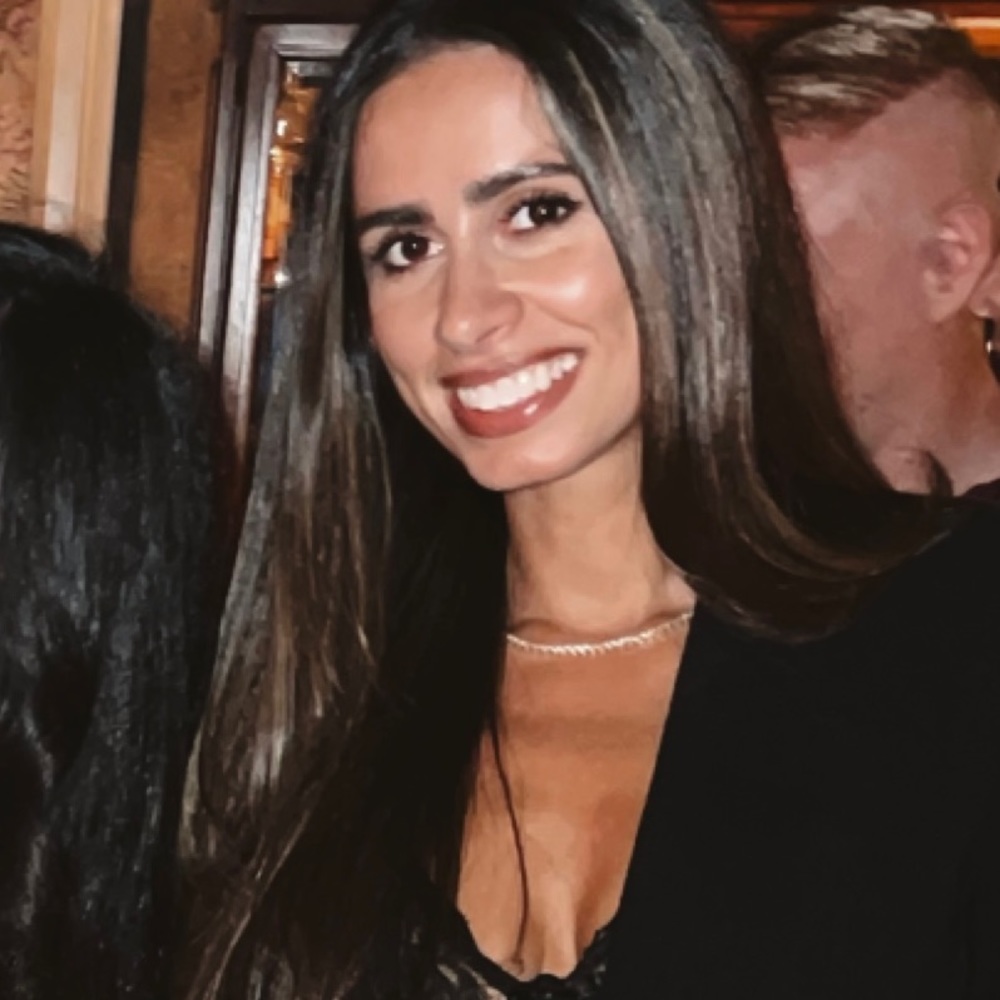 Meet your Posher, Rozana